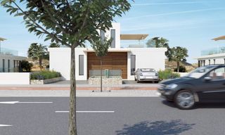 Casa adossada  Monforte del cid. Casa adosada de 3 dormitorios y 2 baños con piscina y terraza en