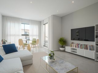 Piso en Guardamar del segura. Apartamento de 3 dormitorios y 2 baños con piscina y jardín en g