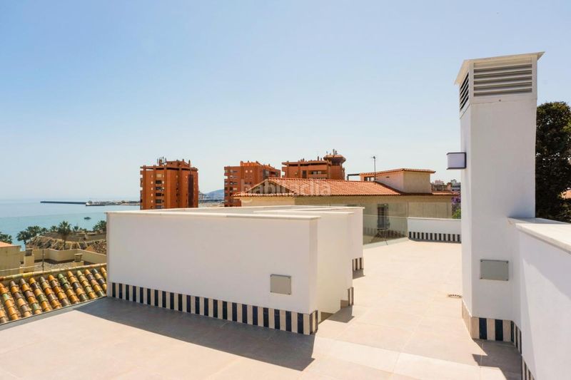 Foto fc5d01d4-47aa-4040-8145-2d66d90e6a7a. Dúplex a calle monte sancha a La Malagueta - Monte Sancha Málaga