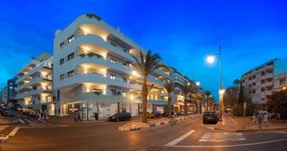 Pis a Avenida de las habaneras, 67. Apartamento de 2 dormitorios y 2 baños con piscina y jardín en t