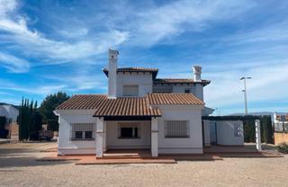 Chalet à La Pinilla - Las Palas. Costa blanca eiendom presenta este proyecto ubicado en el espect