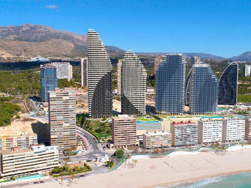 Foto bb6f2f8e-90aa-4a24-8554-8463d53219df. Pis a calle brasil a Playa Poniente Benidorm