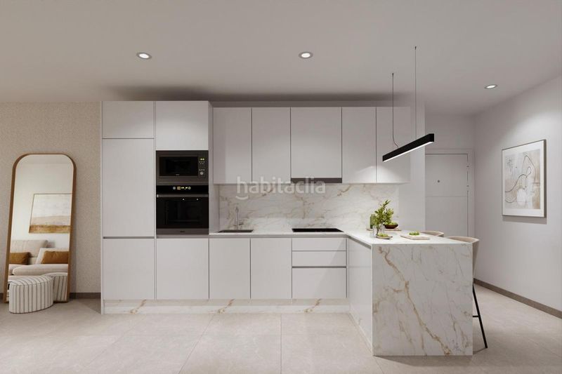 Foto b509e7e5-cc29-45c9-9163-38f309be8bd0. Pis a centro a Centro - Muelle Pesquero Torrevieja