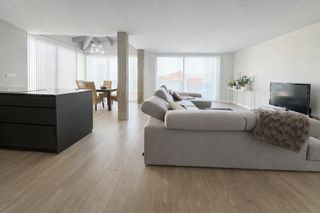 Casa adossada a Polop. Exclusivo adosado de 3 plantas en polop espacio, vistas y eficie