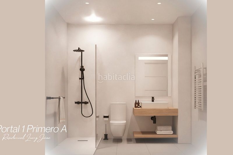 Foto fb2e8572-e2e1-4393-b4d3-c1b3966dddff. Pis a playa a Centro Ciudad Xàbia
