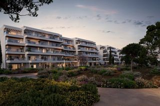 Appartement à Playa de la almadraba. Apartamento de 1 dormitorio y 1 baño con piscina y jardín en el