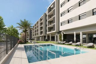 Pis a San agustín. Apartamento de 3 dormitorios y 2 baños con piscina y jardín en a