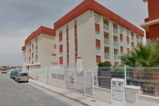 Pis a Lomas de cabo roig. Apartamento de 2 dormitorios y 2 baños con piscina y terraza en