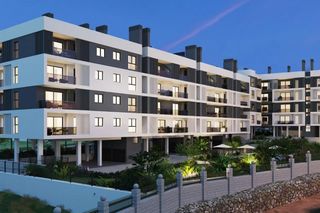 Pis a San agustín. Apartamento de 3 dormitorios y 2 baños con piscina y jardín en a