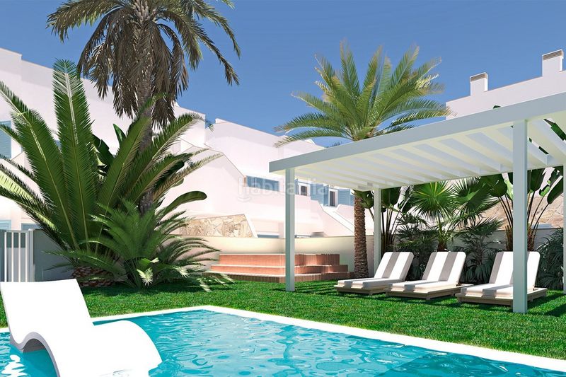Foto 118d16f9-c685-4a0f-8c76-b9a55f0268b5. Ático en playa del puerto ático de 2 dormitorios y 2 baños con piscina y jardín en Torre de la Horadada en Pilar de la Horadada