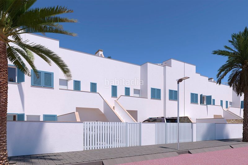 Foto ce47e910-6d5b-4652-8ef4-f7f4e016d168. Ático en playa del puerto ático de 2 dormitorios y 2 baños con piscina y jardín en Torre de la Horadada en Pilar de la Horadada
