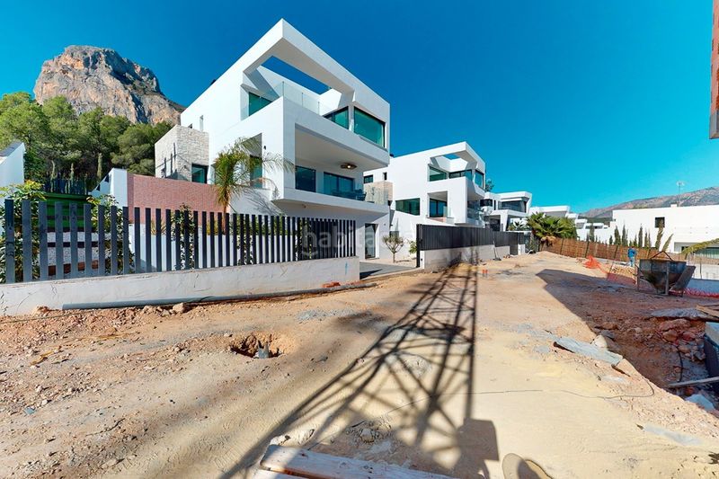 Foto bbe57529-6076-4756-82ec-9edf37e845a1. Xalet amb aparcament piscina a balcón de ponoig - Polop paradis - Polop hills Polop