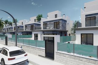 Xalet a Pilar de la horadada. Villa de 3 dormitorios y 2 baños con piscina y jardín en pilar d