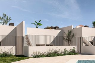 Maison jumelée  Alenda golf. Casa adosada de 3 dormitorios y 2 baños con piscina y jardín en