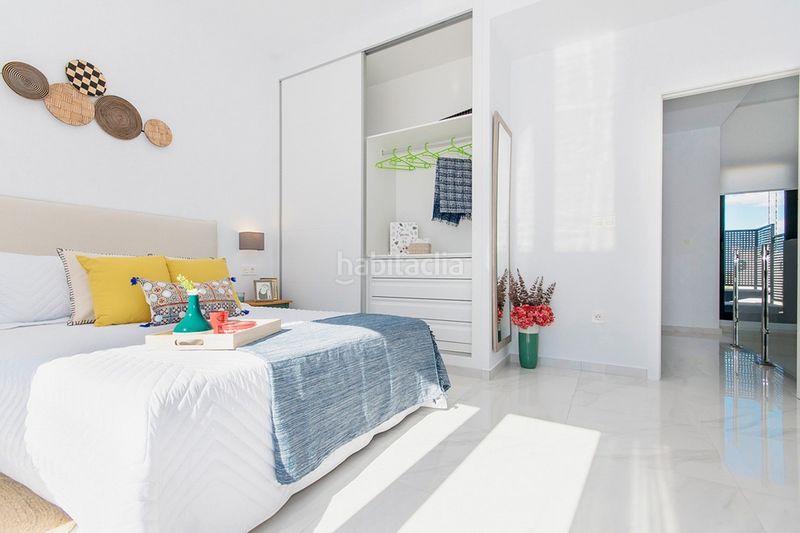 Foto d941f6a2-0ff0-4f6a-951b-971a4b57511b. Chalet en vistabella golf villa de 3 dormitorios y 3 baños con piscina y jardín en vistabella golf en Orihuela