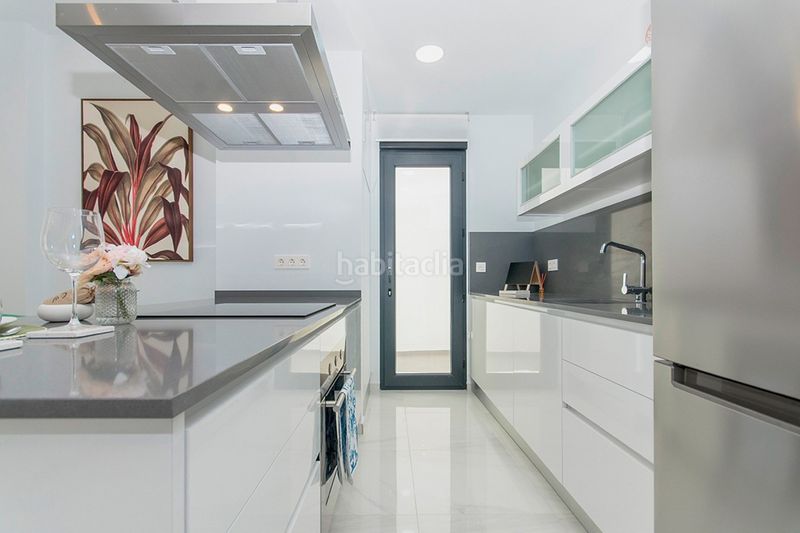 Foto dd5ecb2d-2928-4212-8e71-ed6f3b1d0757. Chalet en vistabella golf villa de 3 dormitorios y 3 baños con piscina y jardín en vistabella golf en Orihuela