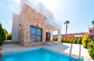 Chalet in Centro. Villa jade estã¡ situada en los alcã¡zares. esta maravillosa vil