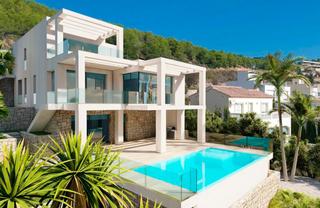 Xalet a Gran Sol. Esta villa con una superficie construida de 263 m2 estã construi