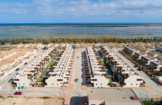 Planta baixa a Los Peñascos-El Salero-Los Imbernones. Costa blanca eiendom presenta este exclusivo proyecto, una oport