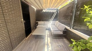 Appartamento  Calle escritora antonia palacios. Pisazo en hipercor con 3 dormitorios, 2 baños, 2 patios, piscina