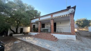 Casa a Calle Cuevas Bajas 42