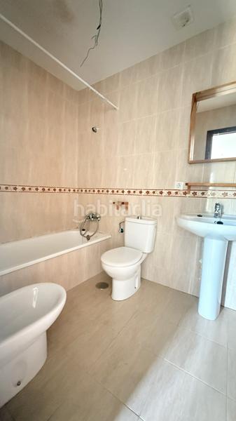 Foto 49ab2f88-7488-449b-9c5a-71227302727b. Semi detached house with parking in Guadalcázar