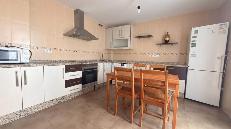 Foto 9e7aa8d7-1c81-4174-a4c3-9da5b4e13f7f. Semi detached house with parking in Guadalcázar