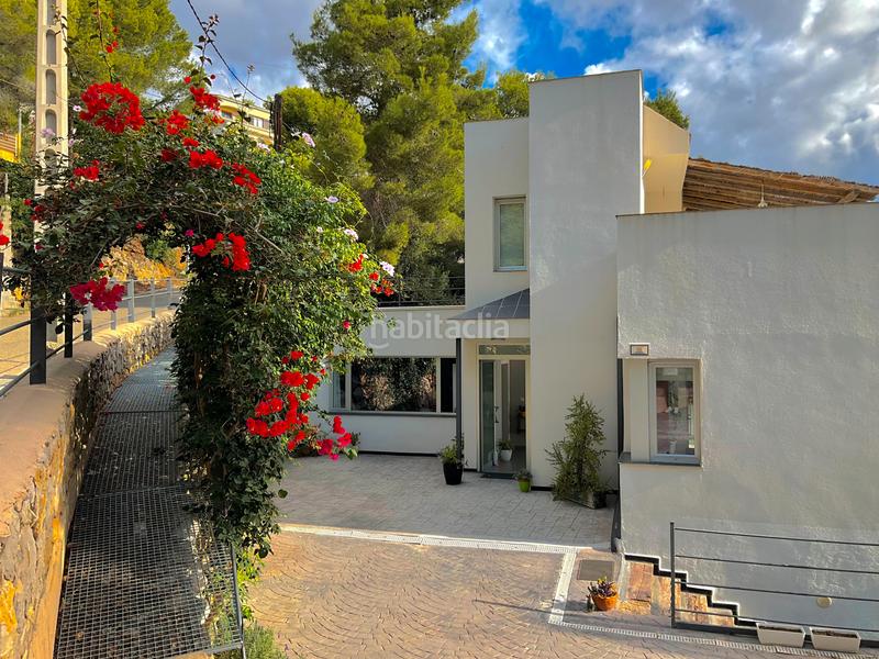 Foto 15fa550e-f9d5-44c2-89ad-ba5b60d3de3e. Casa en costa Cunit - els jardins - els rosers Cunit