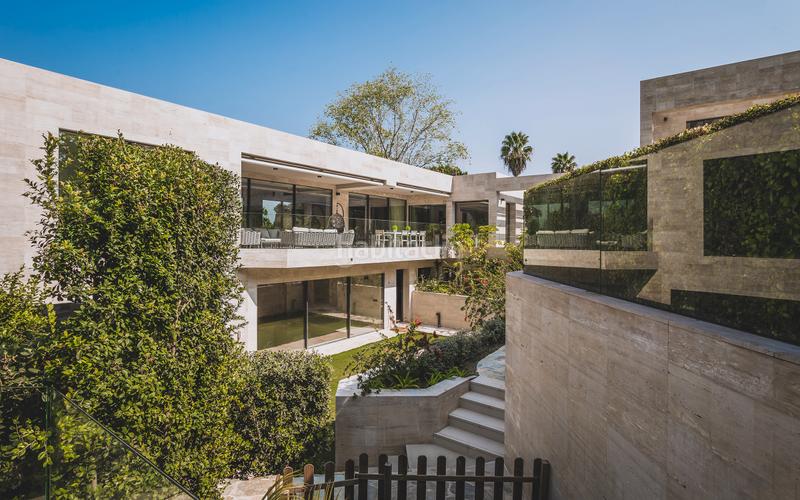 Foto 2d630a62-f8bb-4820-bc79-28b49822921c. Casa con camino in Sotogrande costa Sotogrande