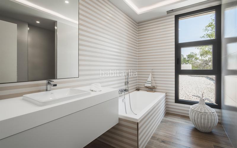 Foto 5bb9a81d-b308-4841-a2bc-9906ce7c651b. Casa con camino in Sotogrande costa Sotogrande