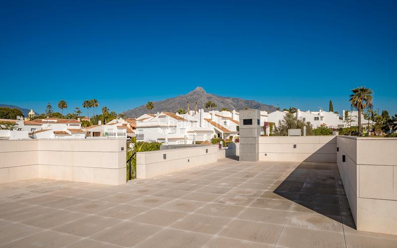 Foto 460456eb-089f-43b6-a9fc-ab7985693564. Casa villa parcela del golf en Aloha Marbella