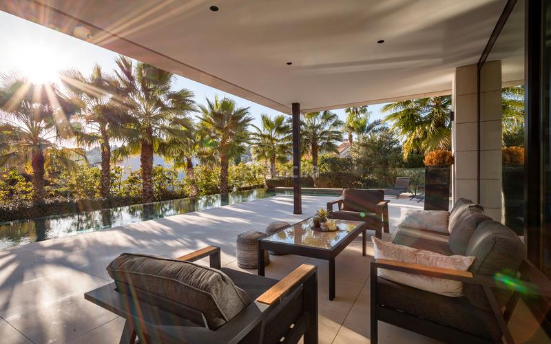 Foto 911f1171-9efe-4655-ad76-a0f4d49ff840. Casa villa parcela del golf en Aloha Marbella