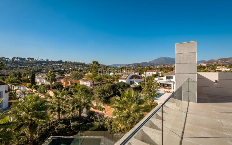 Foto 94beca86-f24f-4d09-9a78-a0c7e50fd3bb. Casa villa parcela del golf en Aloha Marbella
