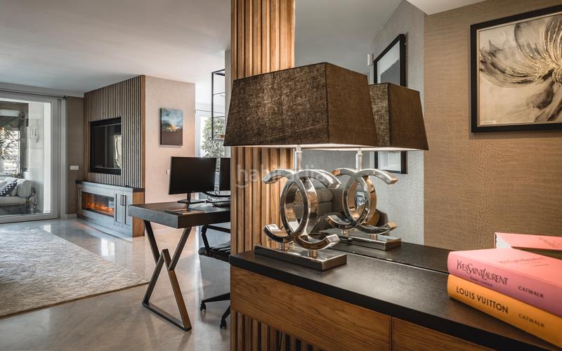 Foto 204820f7-7037-410a-8f8a-05d87c1163da. Piso fully renovated southwest-facing apartment in beachfront en Marbella