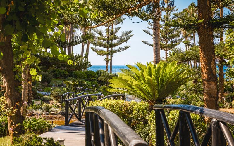 Foto d6e601ce-89aa-410a-a177-ef5d77589491. Piso fully renovated southwest-facing apartment in beachfront en Marbella