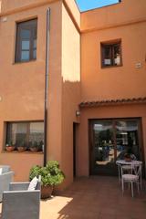 Casa adossada a Santa Maria de Palautordera. Fantastica casa en centro pueblo