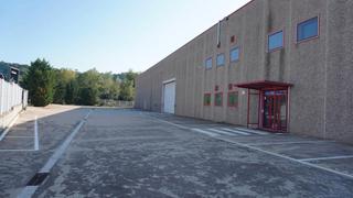 Nave industrial en Passeig del mig 7. Nave 3.400 m2 com muelles y oficinas