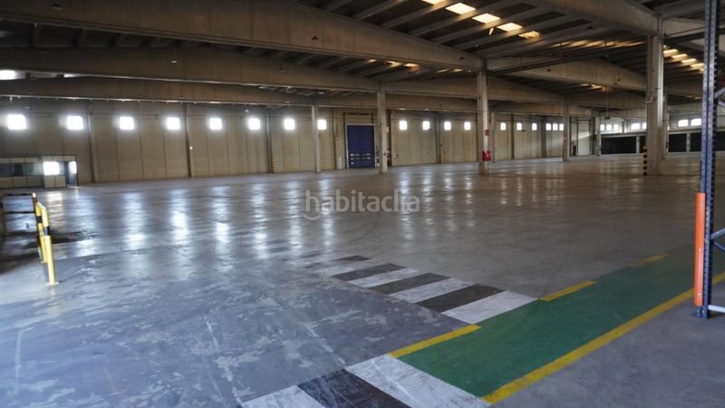 Foto 6b976868-e485-448a-8463-eaf42900b28d. Nau industrial a Hostalric