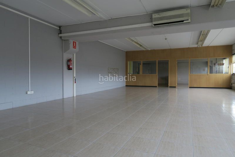 Foto a3a8170d-6dcf-4f87-b261-4a4a0b4bd8ad. Nau industrial a Sant Celoni