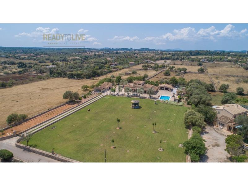 Foto 1b521a78-915f-483d-9e89-feeaf065f501. Xalet amb aparcament piscina a Santa Margalida poble Santa Margalida