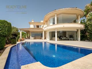 Chalet à Port d´Alcúdia-Platja dÁlcúdia. Espectacular chalet independiente con vistas al mar.