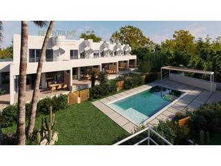 Semi detached house in Port d´Alcúdia-Platja dÁlcúdia. Casa adosada de nueva construcción en venta en puerto alcudia