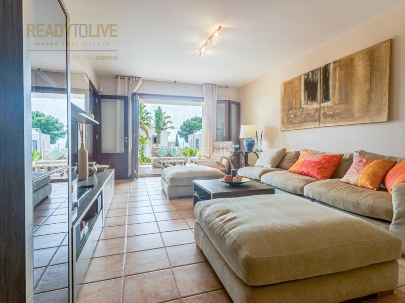 Foto 3d55449e-14e7-49a1-b35f-8ea60eeca2d1. Casa adossada amb aparcament piscina a port d´Alcúdia-platja dálcúdia Alcúdia