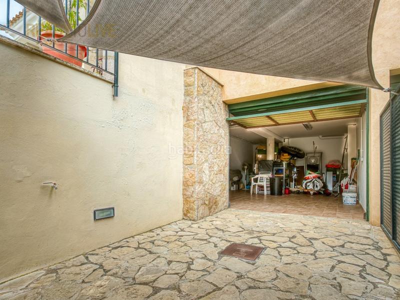 Foto 4b729acf-8e6e-4f52-aeac-a6d7cd35d2d4. Casa adossada amb aparcament piscina a port d´Alcúdia-platja dálcúdia Alcúdia