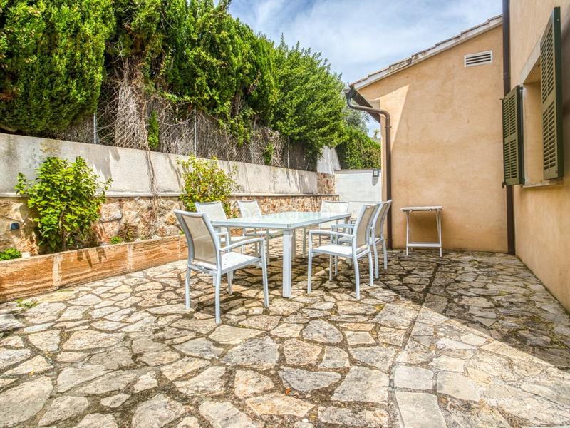 Foto 6955ec08-fd39-4da0-834c-b185eeb57f51. Casa adossada amb aparcament piscina a port d´Alcúdia-platja dálcúdia Alcúdia