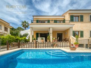 Semi detached house  N/a. Chalet pareado en alcanada, alcudia con vistas al mar