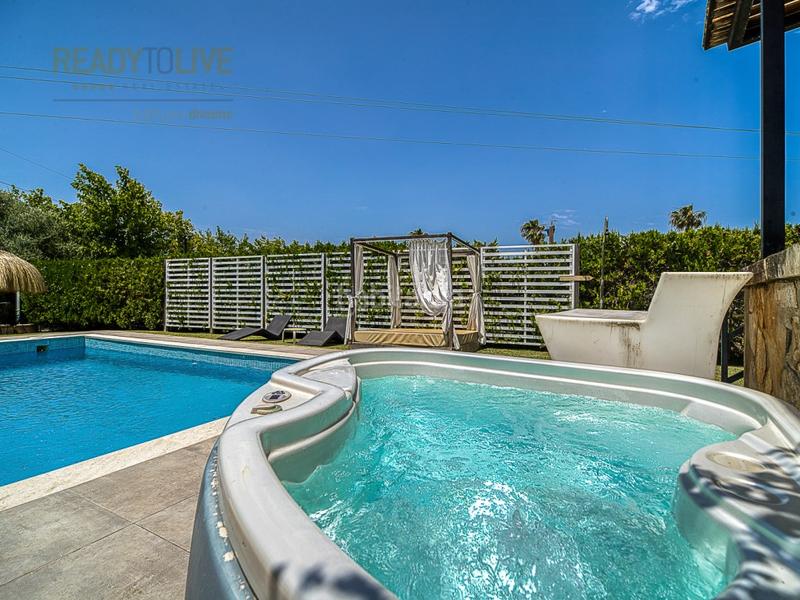 Foto 43d80bdd-652a-4bd8-b94a-c1bb598ce930. Casa amb piscina a ciutat d´Alcúdia Alcúdia