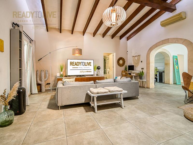 Foto 480ac3fd-1719-4d23-8838-2f006c461859. Casa amb piscina a ciutat d´Alcúdia Alcúdia