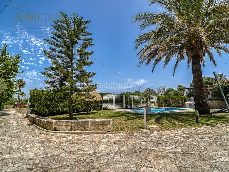 Foto 4d03b6a5-c737-4caf-9b28-e97d46a31a46. Casa amb piscina a ciutat d´Alcúdia Alcúdia
