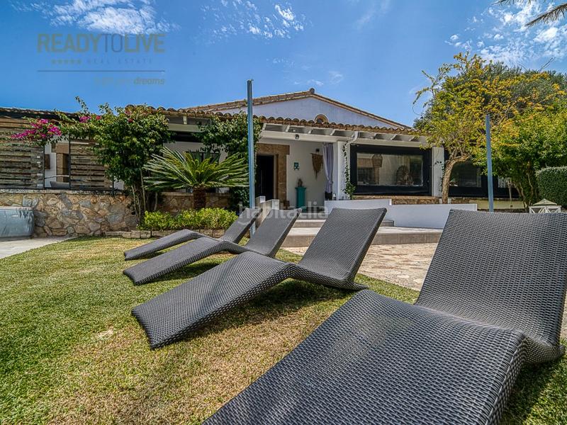 Foto a02b80a8-4479-4e45-9cf5-cd832d2205e8. Casa amb piscina a ciutat d´Alcúdia Alcúdia